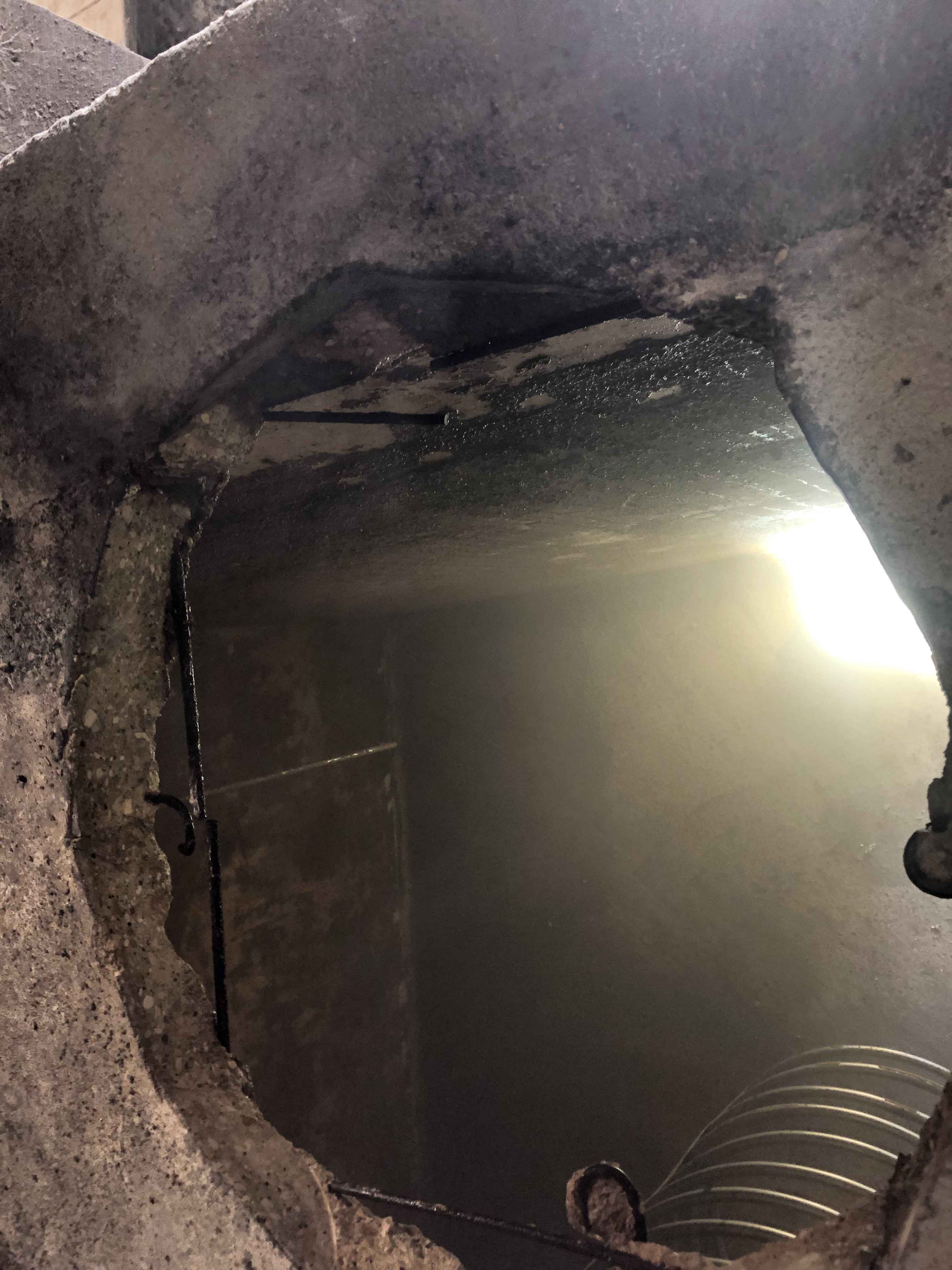 Installation d’une porte dans une cuve béton 4