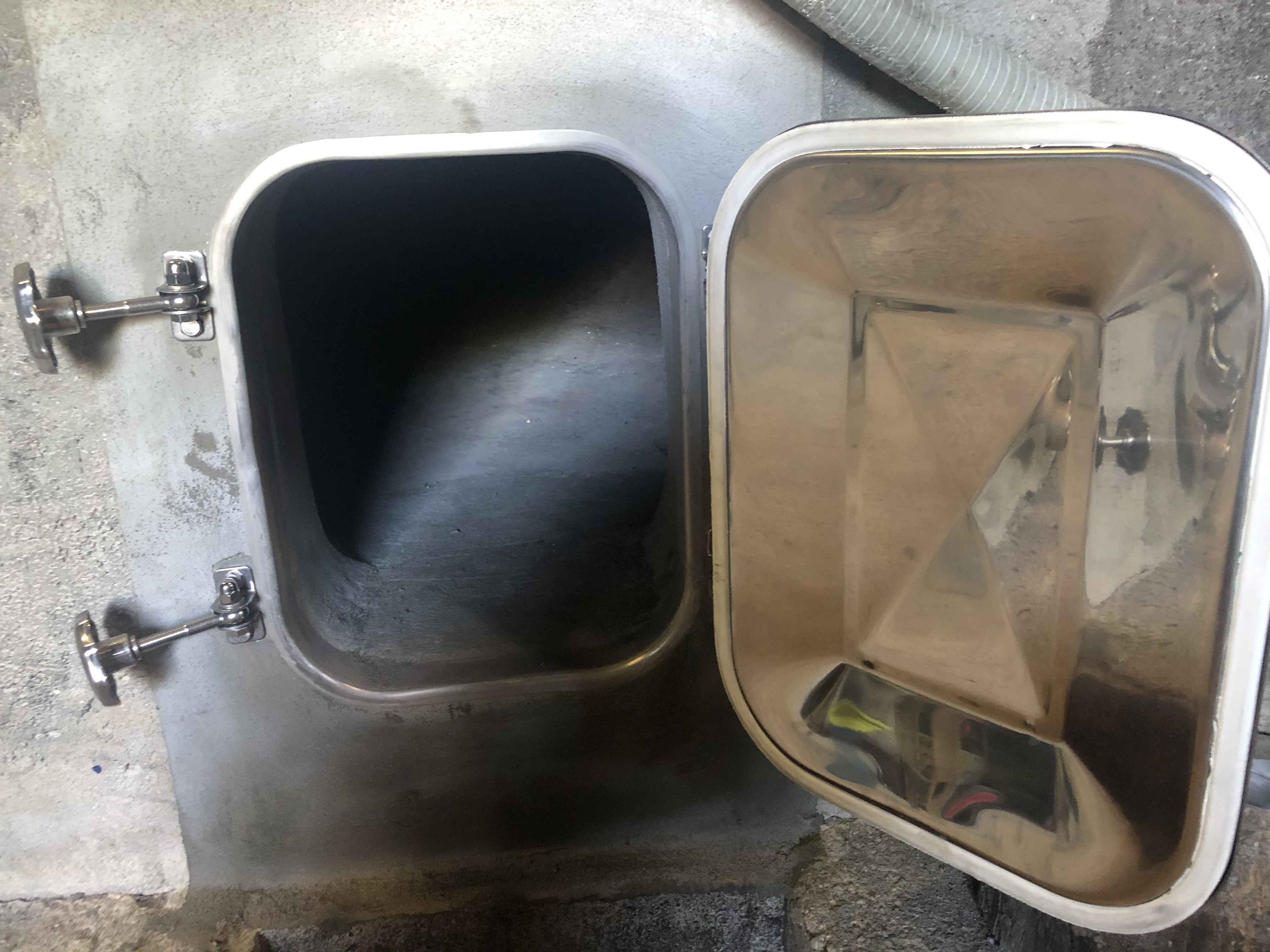 Installation d’une porte dans une cuve béton 6
